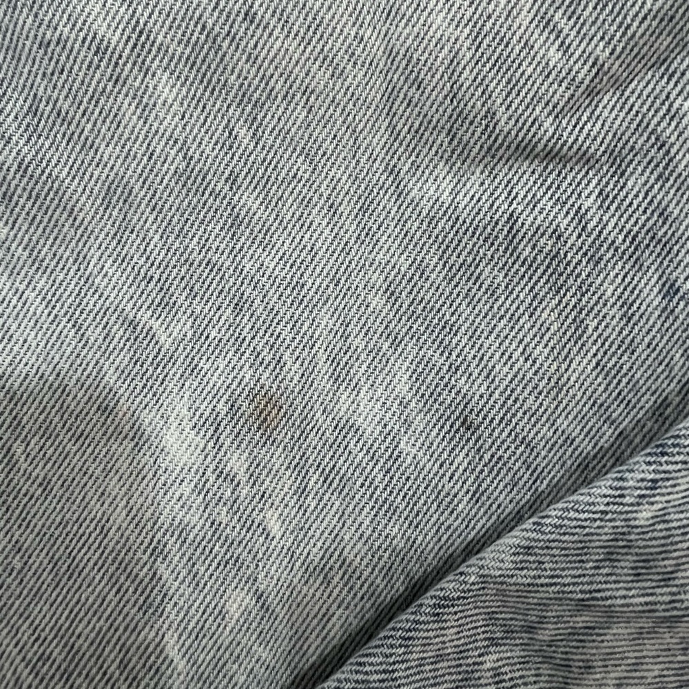 Women’s Levi’s Jeans - Picture 2 of 6